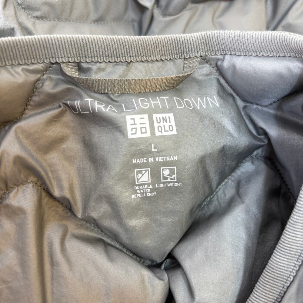 Uniqlo Ultra Light Down Relaxed Coat Womens Large Olive Packable Light Weight - Picture 3 of 5